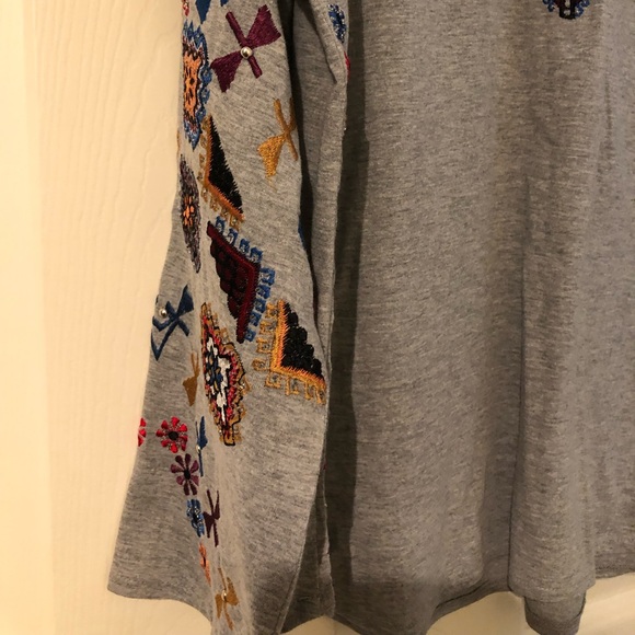 Vintage Collection Gray Tee - Picture 4 of 9